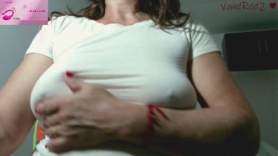 VanessaRed2 live cam on Cam4