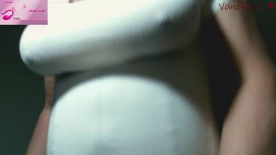 VanessaRed2 live cam on Cam4