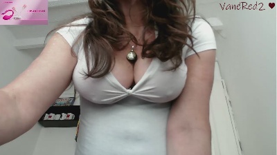 VanessaRed2 live cam on Cam4