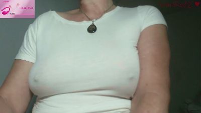VanessaRed2 live cam on Cam4
