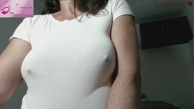 VanessaRed2 live cam on Cam4