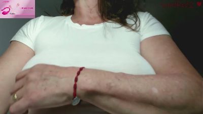 VanessaRed2 live cam on Cam4