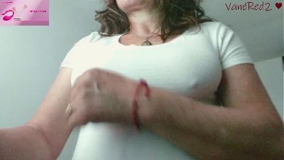 VanessaRed2 live cam on Cam4