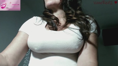 VanessaRed2 live cam on Cam4