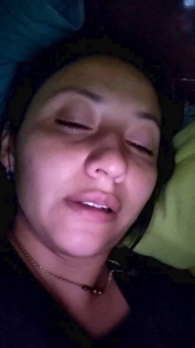 Vanessagoodfeel live cam on Cam4