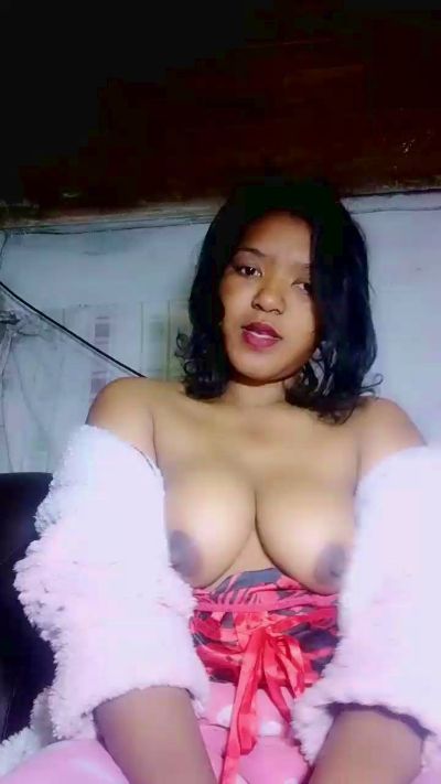 Vanessahot09 live cam on Cam4