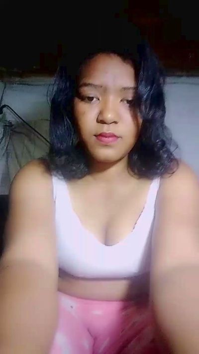 Vanessahot09 live cam on Cam4