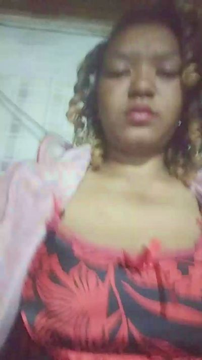 Vanessahot09 live cam on Cam4