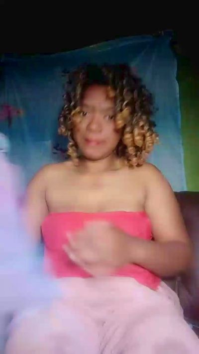 Vanessahot09 live cam on Cam4