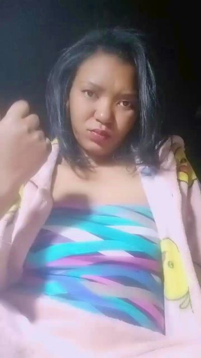 Vanessahot09 live cam on Cam4