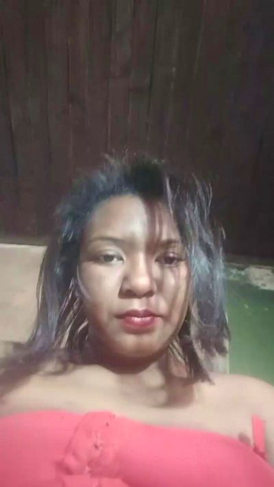 Vanessahot09 live cam on Cam4