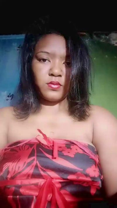 Vanessahot09 live cam on Cam4