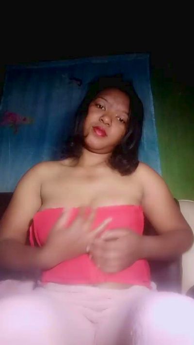 Vanessahot09 live cam on Cam4