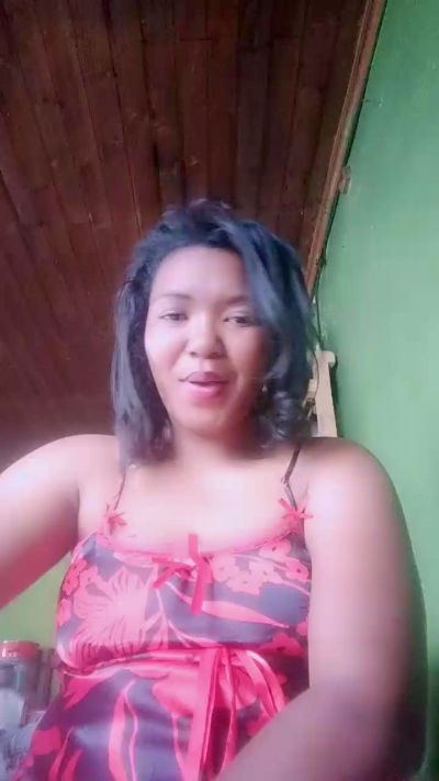 Vanessahot09 live cam on Cam4