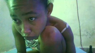 VaniaX live cam on Cam4