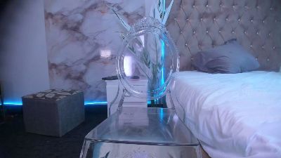 VanillaFlo live cam on Cam4