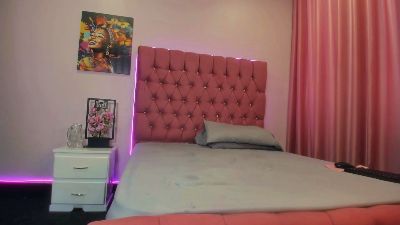 VanillaFlo live cam on Cam4