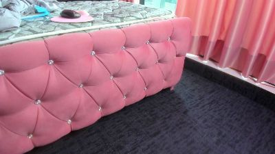 VanillaFlo live cam on Cam4
