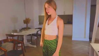 VannessaWerries live cam on Cam4