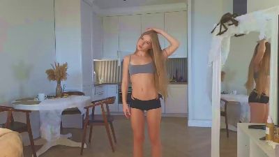 VannessaWerries live cam on Cam4