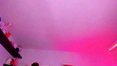 Vannessa_Shy live cam on Cam4