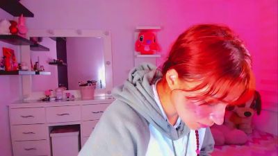 Vannessa_Shy live cam on Cam4