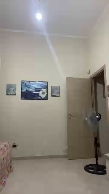 Vanny89 live cam on Cam4