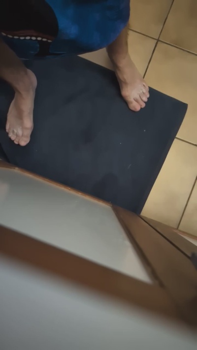 Var8351 live cam on Cam4