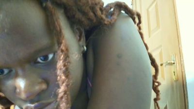 Veevee26 live cam on Cam4