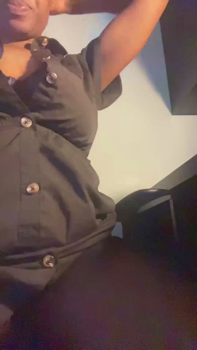 Velvet69keys live cam on Cam4