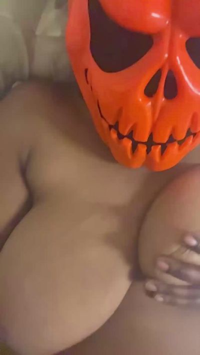 Velvet69keys live cam on Cam4