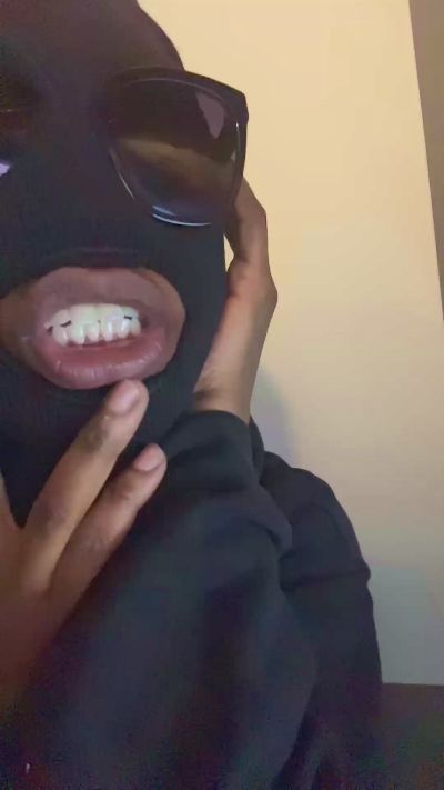 Velvet69keys live cam on Cam4