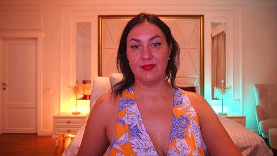 VelvetLuck live cam on Cam4