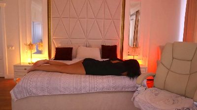 VelvetLuck live cam on Cam4