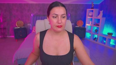 VelvetLuck live cam on Cam4