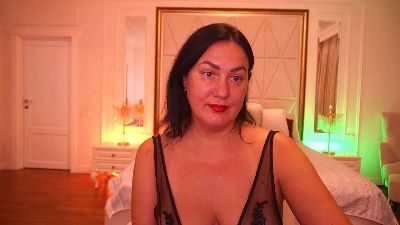 VelvetLuck live cam on Cam4