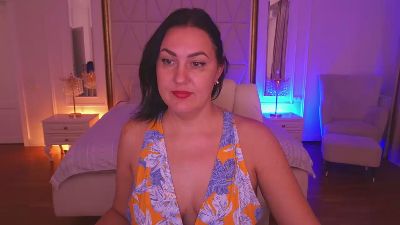 VelvetLuck live cam on Cam4