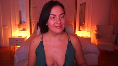 VelvetLuck live cam on Cam4