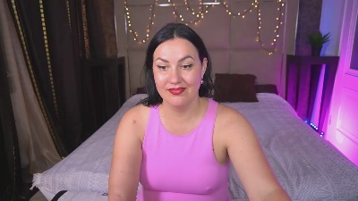 VelvetLuck live cam on Cam4