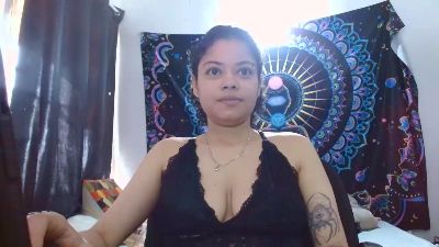 VelvetSasha live cam on Cam4
