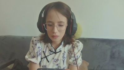 VelvetWieberg live cam on Cam4