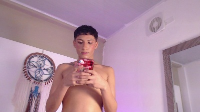 Velvet_An live cam on Cam4