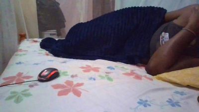 Velvet_Frames live cam on Cam4