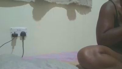 Velvet_Frames live cam on Cam4