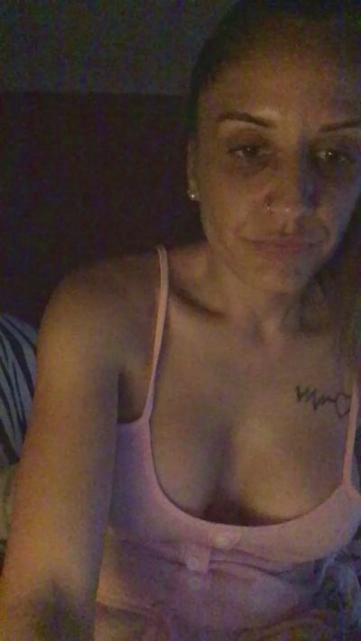 Velvetemptation live cam on Cam4