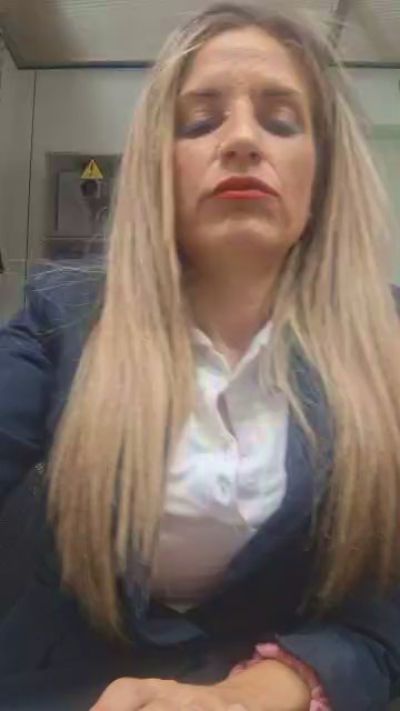 Velvetemptation live cam on Cam4