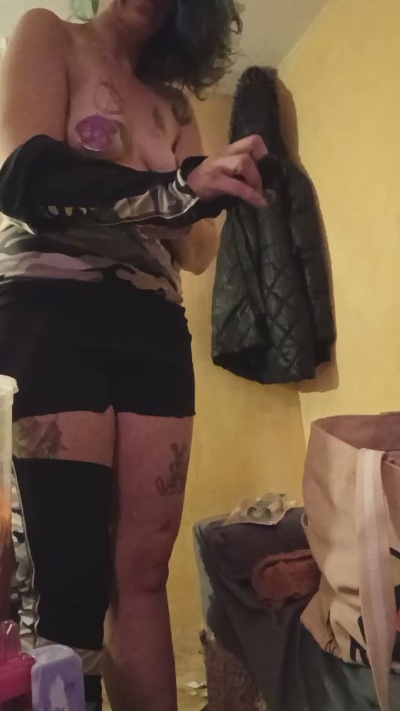 Velvetrayne live cam on Cam4