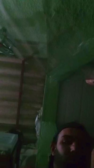 Vemquente09 live cam on Cam4