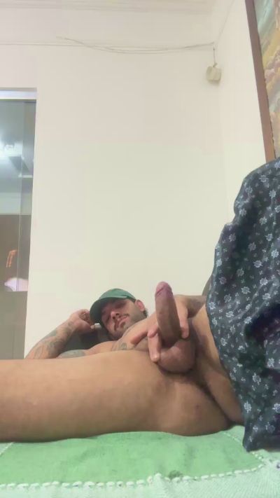 Vemquente09 live cam on Cam4