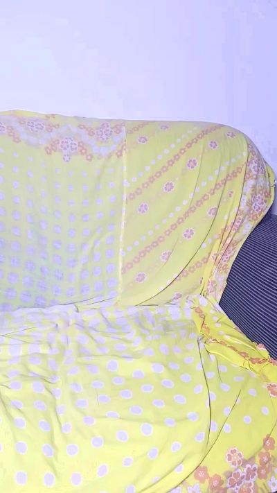 VeneraRibs live cam on Cam4
